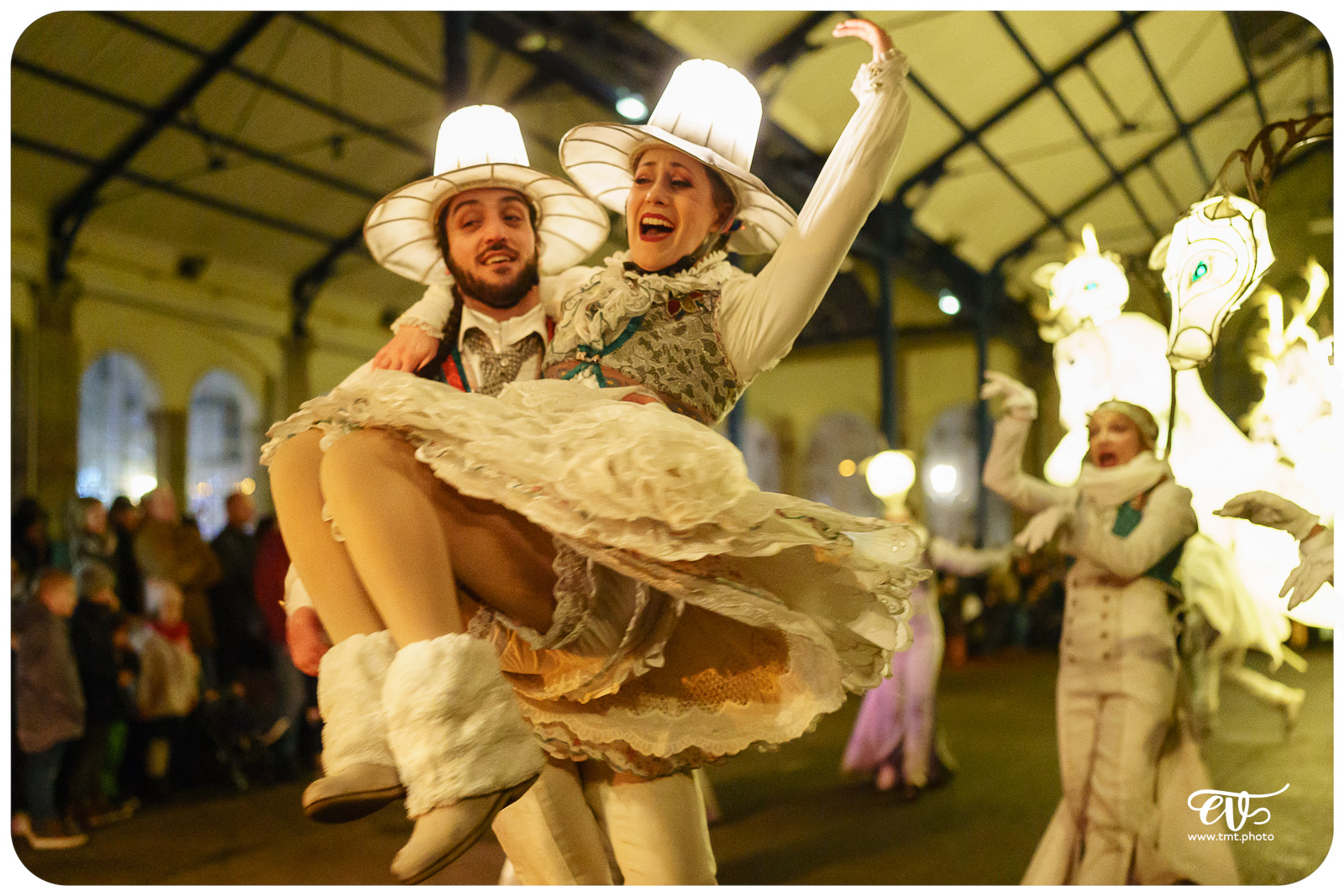 PARADE AMOUREUSE (CIE REMUE MENAGE)